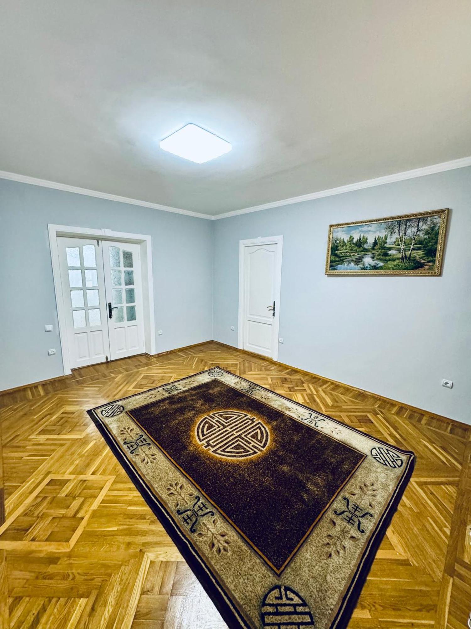 Classic Family Apart In The Center With 4 Rooms Taschkent Exterior foto